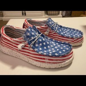 Mens American Flag Hey Dudes size 9